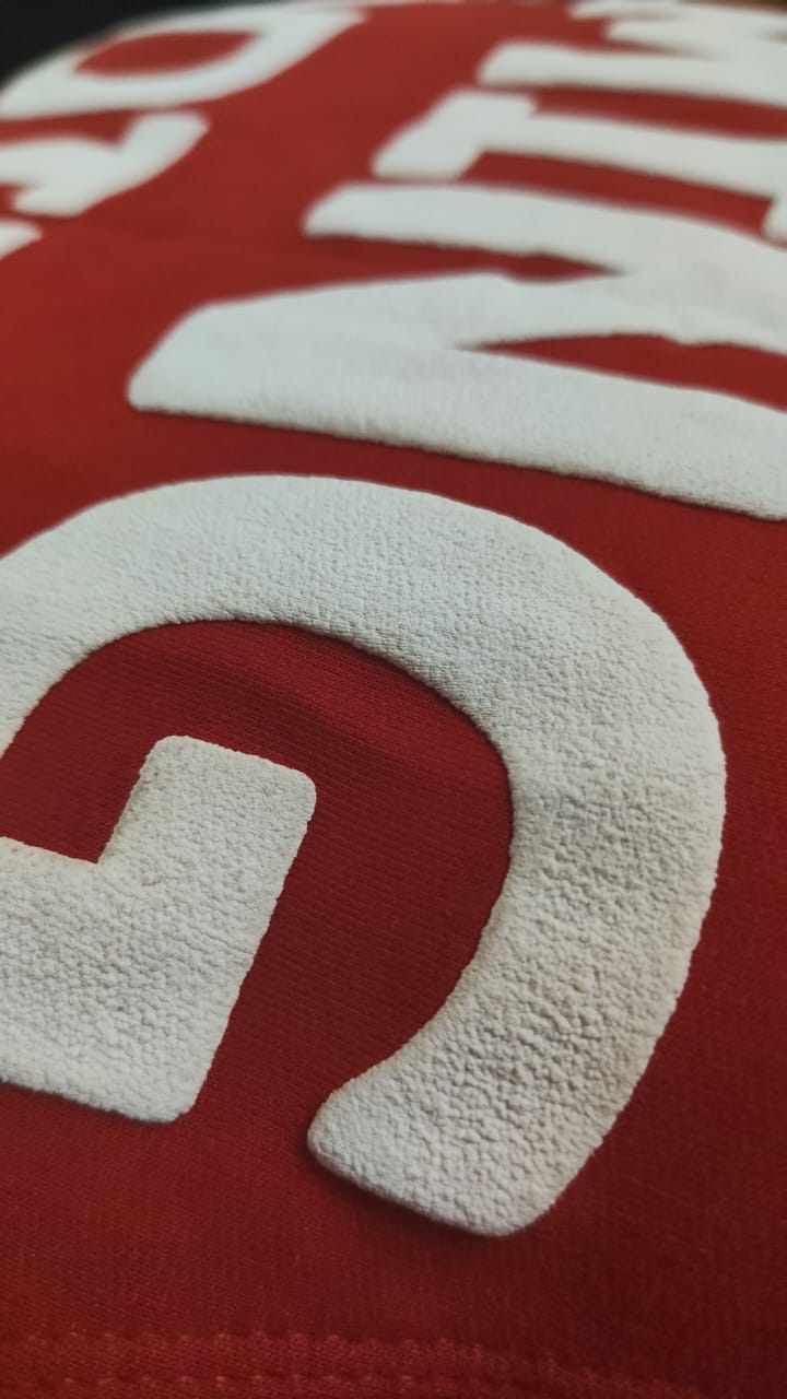 Puffed up 3D Logo (Back)